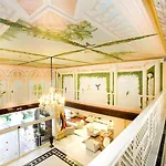 Monarque Sultan Apart Otel 4*