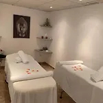 Monarque Sultan Apart Otel