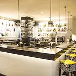 Monarque Sultan Apart Otel Marbella