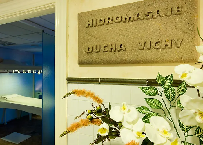 Monarque Sultán Apartahotel