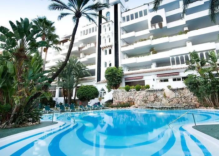 Apartahotel Monarque Sultán