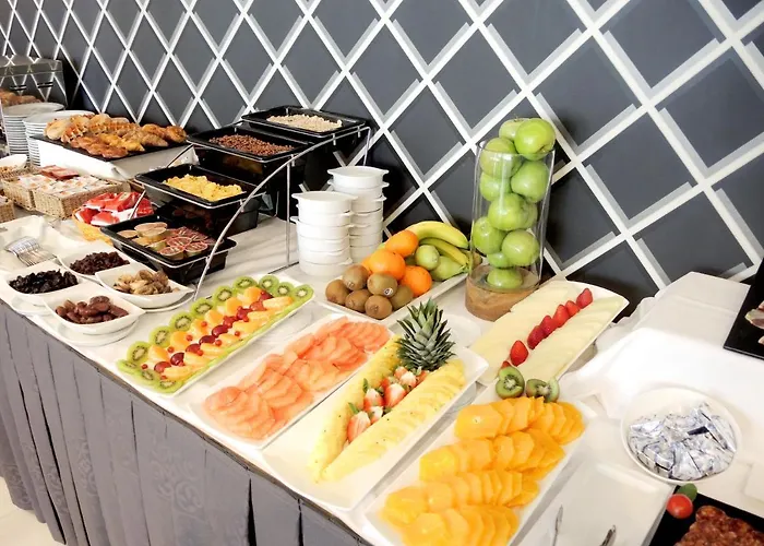 Apartahotel Monarque Sultán