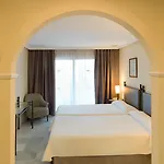 Apart-hotel Monarque Sultán Marbella